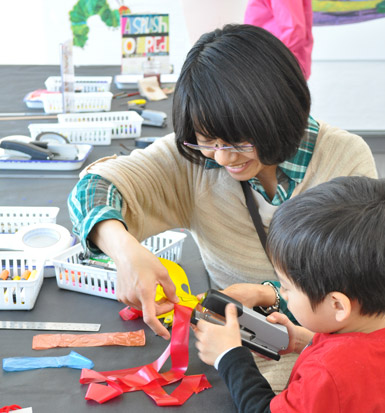 easy kites at The Eric Carle Museum