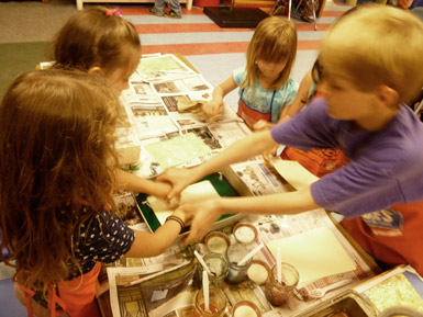 Marbling Paper with Children/ The Eric Carle Museum Studio Blog