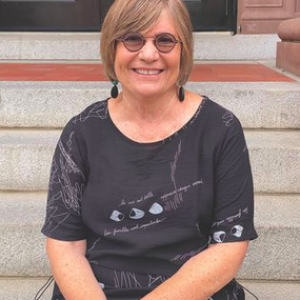 Author Gwen Agna